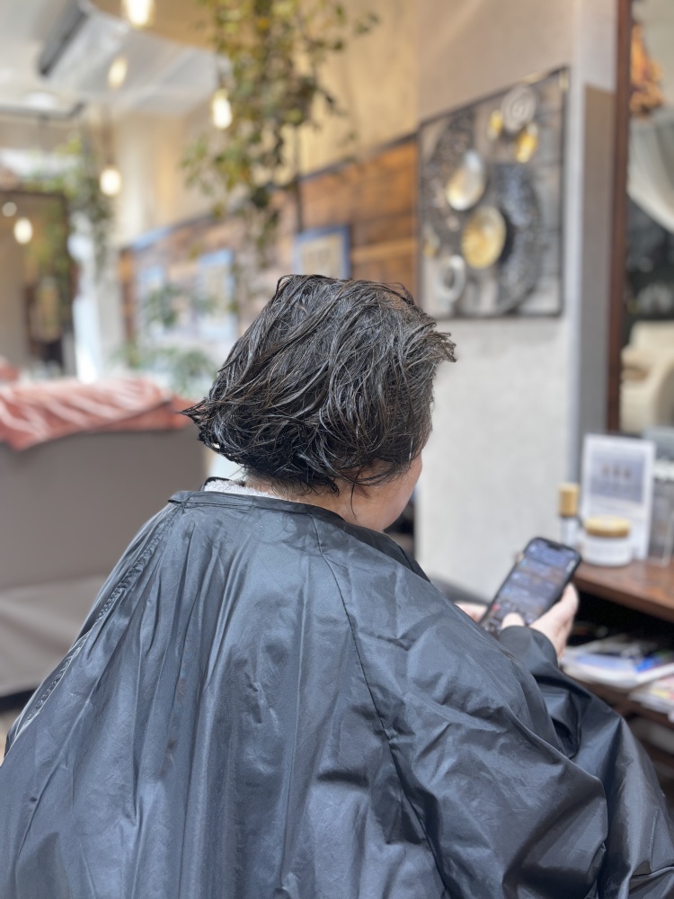 大阪市中央区南船場の美容室/ヘアサロンUnaCasitaの髪質改善ショートスタイル